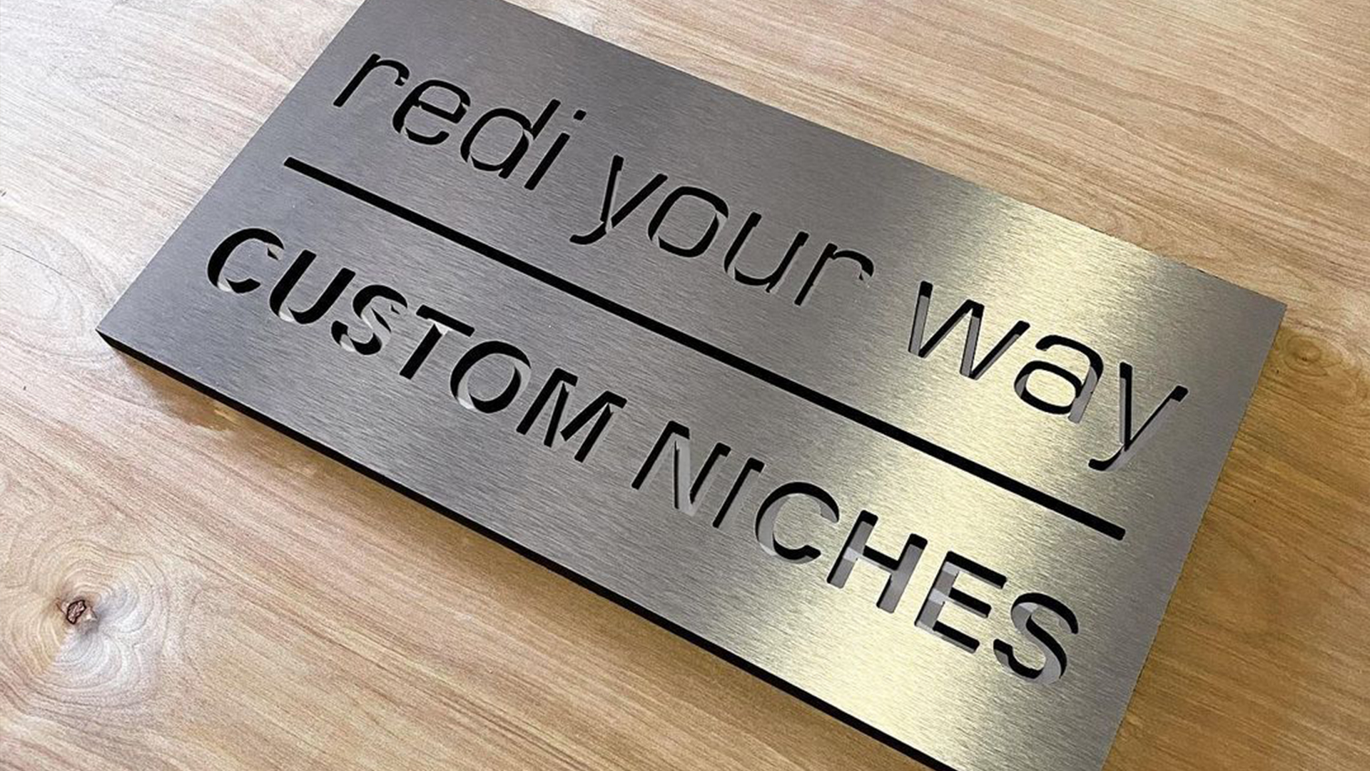 Aluminum-plastic panel cutting
