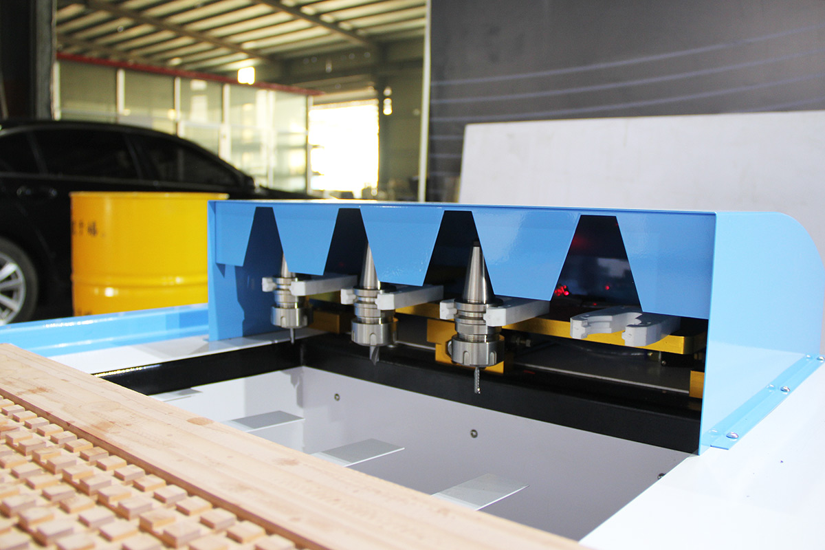 ATC CNC Router Oscillating Knife Cutting Machine