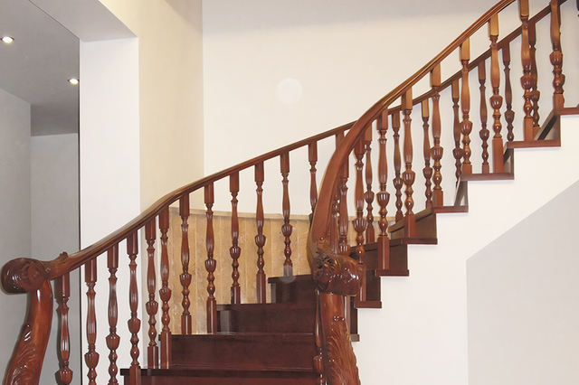 Stair handrails columns4