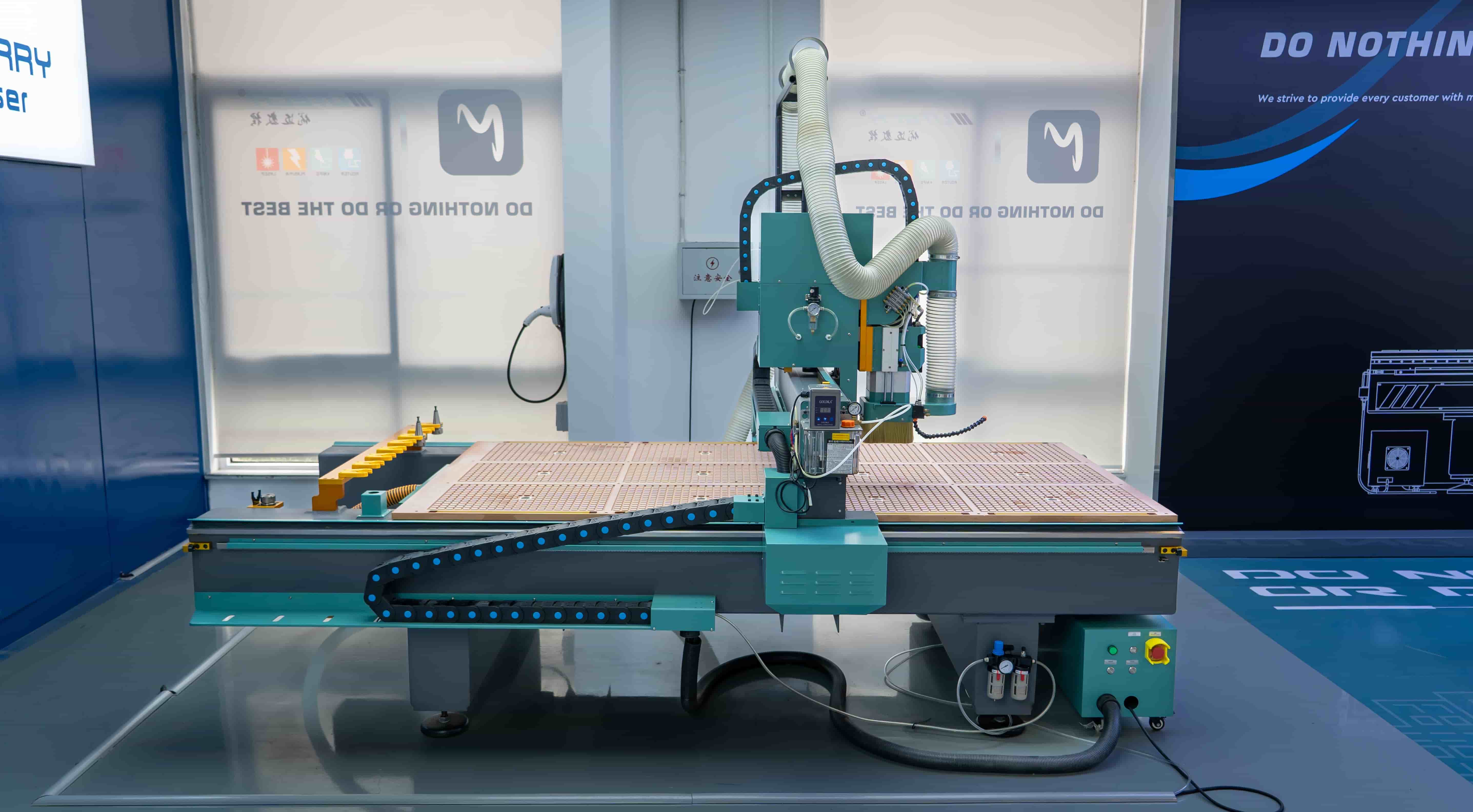1325 4&times;8 Linear ATC CNC Router for Sale
