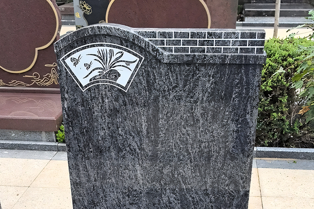 Tombstone engraving5